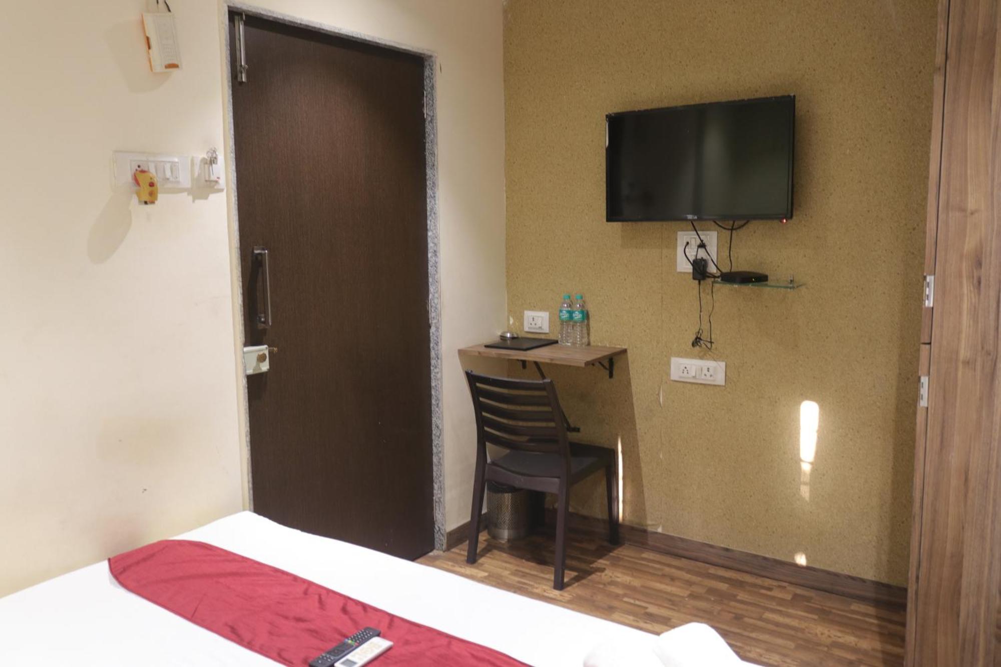 Hotel Pub Street Inn Navi Mumbai Eksteriør bilde