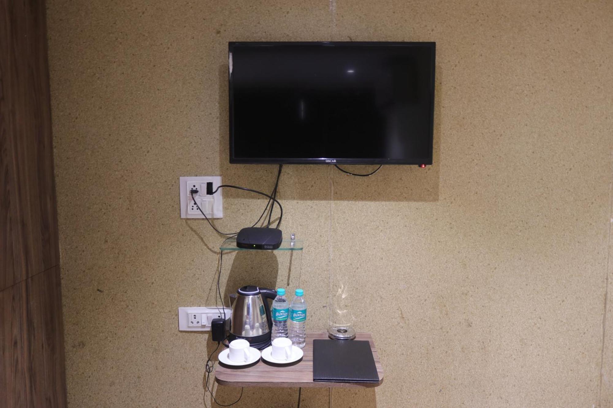 Hotel Pub Street Inn Navi Mumbai Eksteriør bilde
